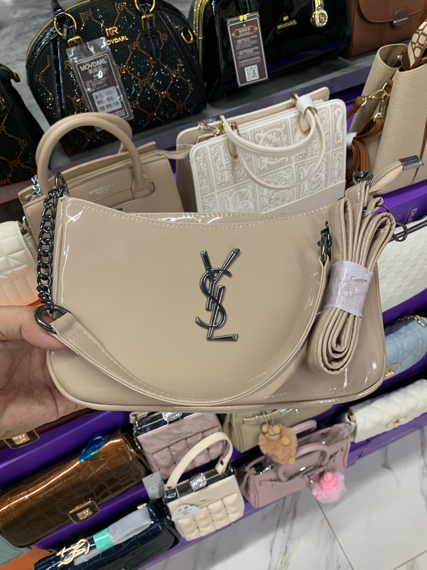 SHOULDER BAG