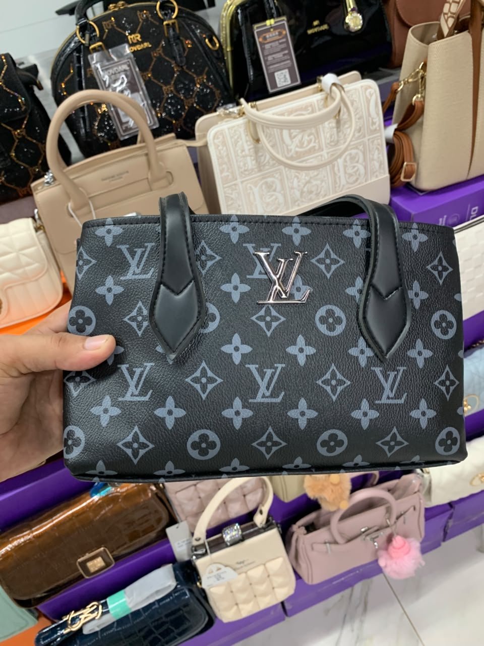 VL,HAND BAG